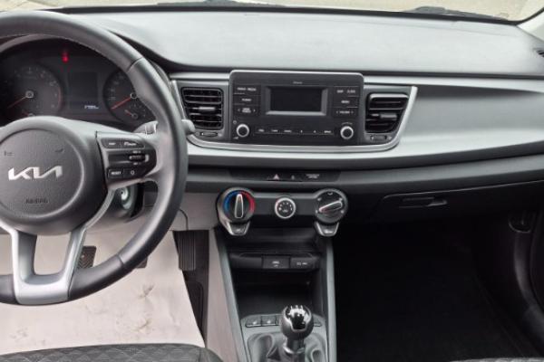 Superbe occasion Kia Rio 1.2 Pure de 2022 garantie constructeur 48 mois