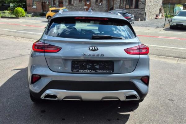 JOLIE Kia XCEED CD3 1.6 CRDI MHEV MORE 2021 DIESEL GARANTIE 68 mois
