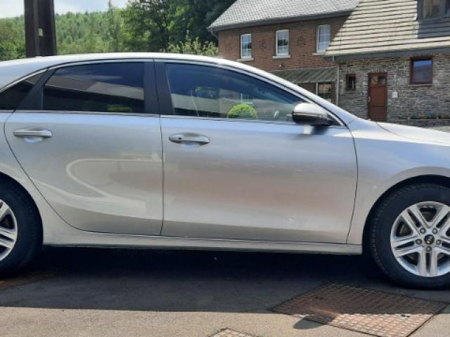 Le confort et l’efficacité réunis : saisissez cette Kia Ceed 1.0 T-GDI Pulse ! 