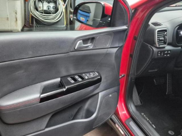 SUPERBE KIA SPORTAGE 1.6 GT-LINE 4X4 SIEGES CUIR JANTES 19 POUCES