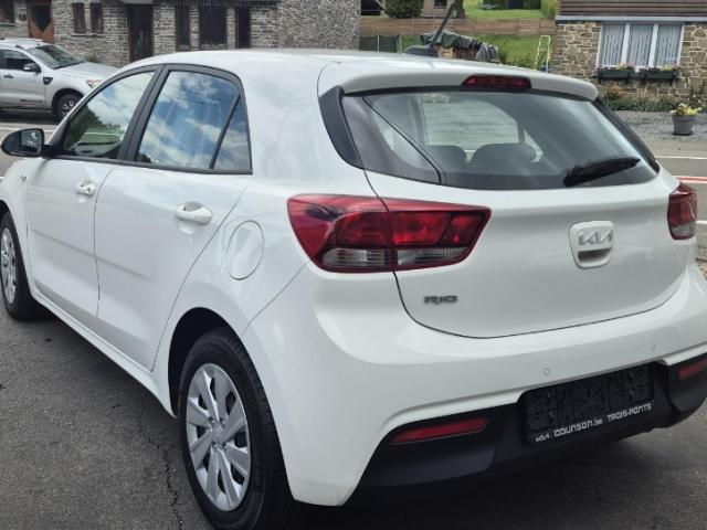 Superbe occasion Kia Rio 1.2 Pure de 2022 