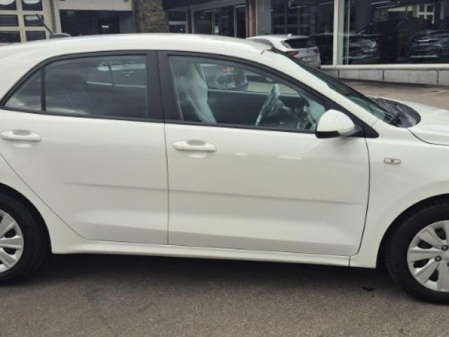 Superbe occasion Kia Rio 1.2 Pure de 2022 
