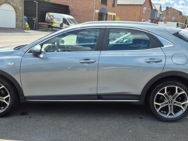 JOLIE Kia XCEED CD3 1.6 CRDI MHEV MORE 2021 DIESEL GARANTIE 68 mois