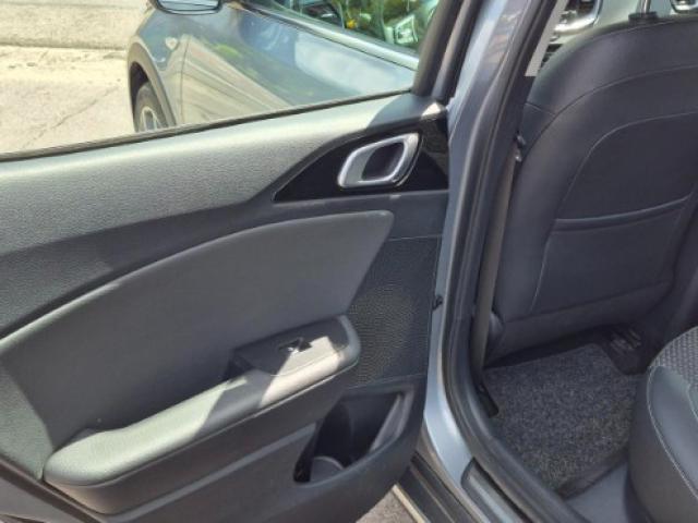 JOLIE Kia XCEED CD3 1.6 CRDI MHEV MORE 2021 DIESEL GARANTIE 68 mois