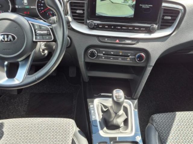 JOLIE Kia XCEED CD3 1.6 CRDI MHEV MORE 2021 DIESEL GARANTIE 68 mois