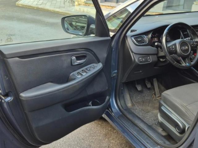 KIA CARENS 1.7 CRDI 7 PL W.ED DE +/- 130.000 KM ET 12 MOIS GARANTIE