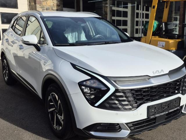 Kia Sportage 2024 – Faible km, attache-remorque et garantie 68 mois 