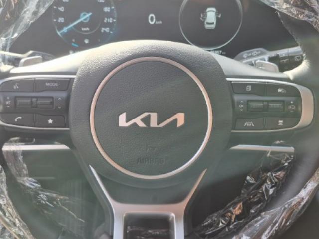 Kia Sportage 2024 – Faible km, attache-remorque et garantie 68 mois 