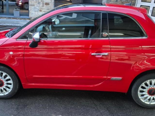 Fiat 500 1.0 Hybrid MHEV RED – Style italien, faible kilométrage, garantie 1 an 